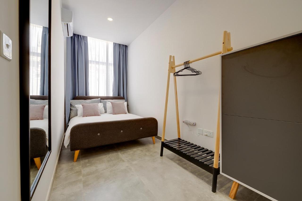 Perfect Location, Idyllic 2Br Apartment Слима Екстериор снимка
